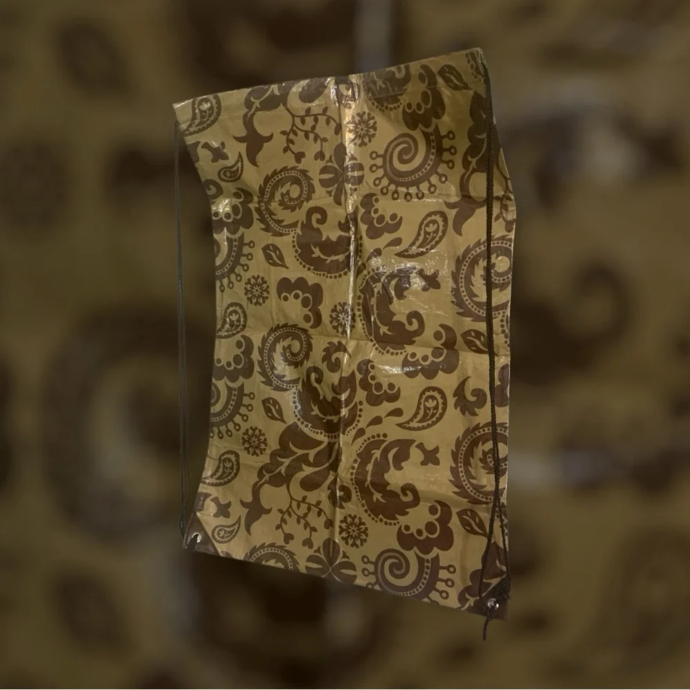 Large 30” X 21” Drawstring Laundry Bag Paisley Cotton W/Polyurethan Coating NWOT